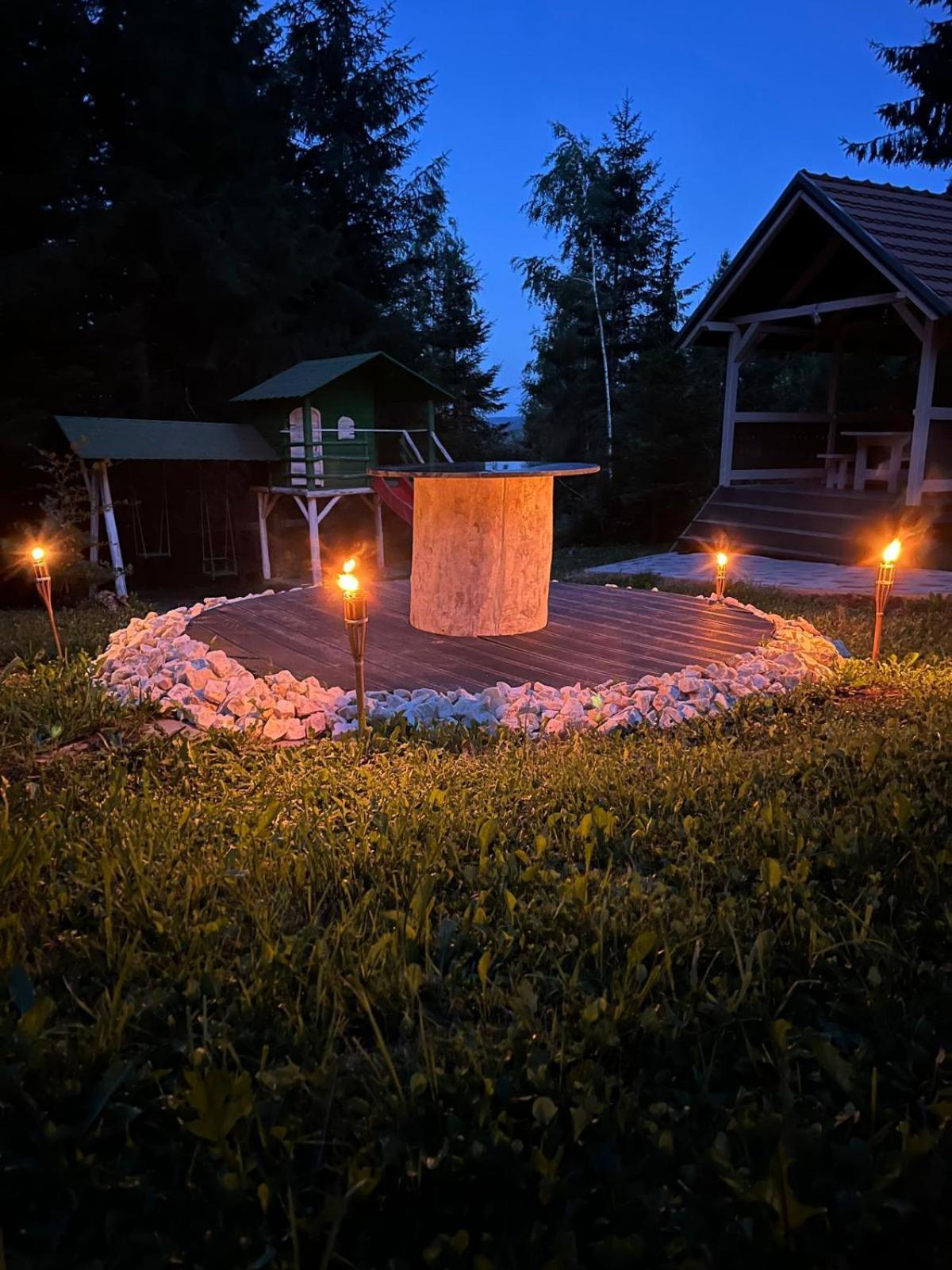 Piricske Pihenőház Ciceu Esterno foto
